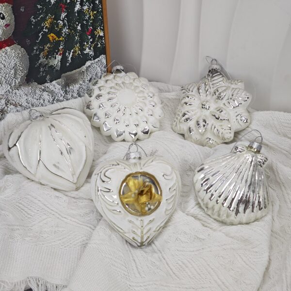 High-Quality Glass Craft Baubles – Elegant Hanging Ornament Set of 5